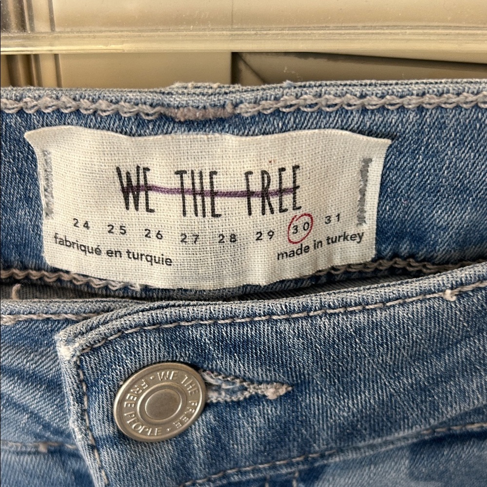 We The Free Low Tide Zebra Pattern Flare Jeans Sz 30 - Picture 2 of 10